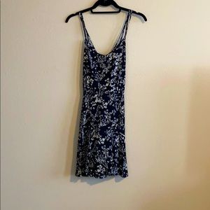 Dark blue flower dress w/ pockets